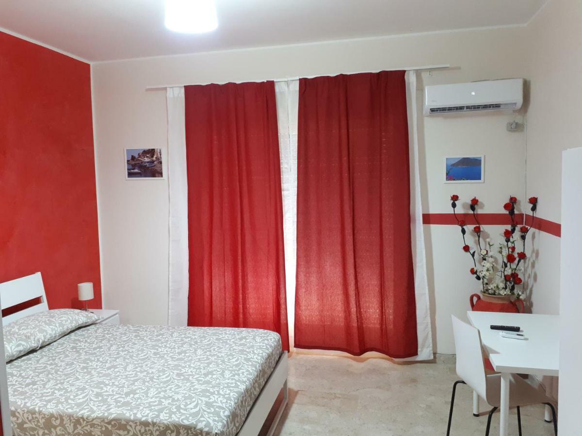 B&B Sicilia Мессіна Номер фото
