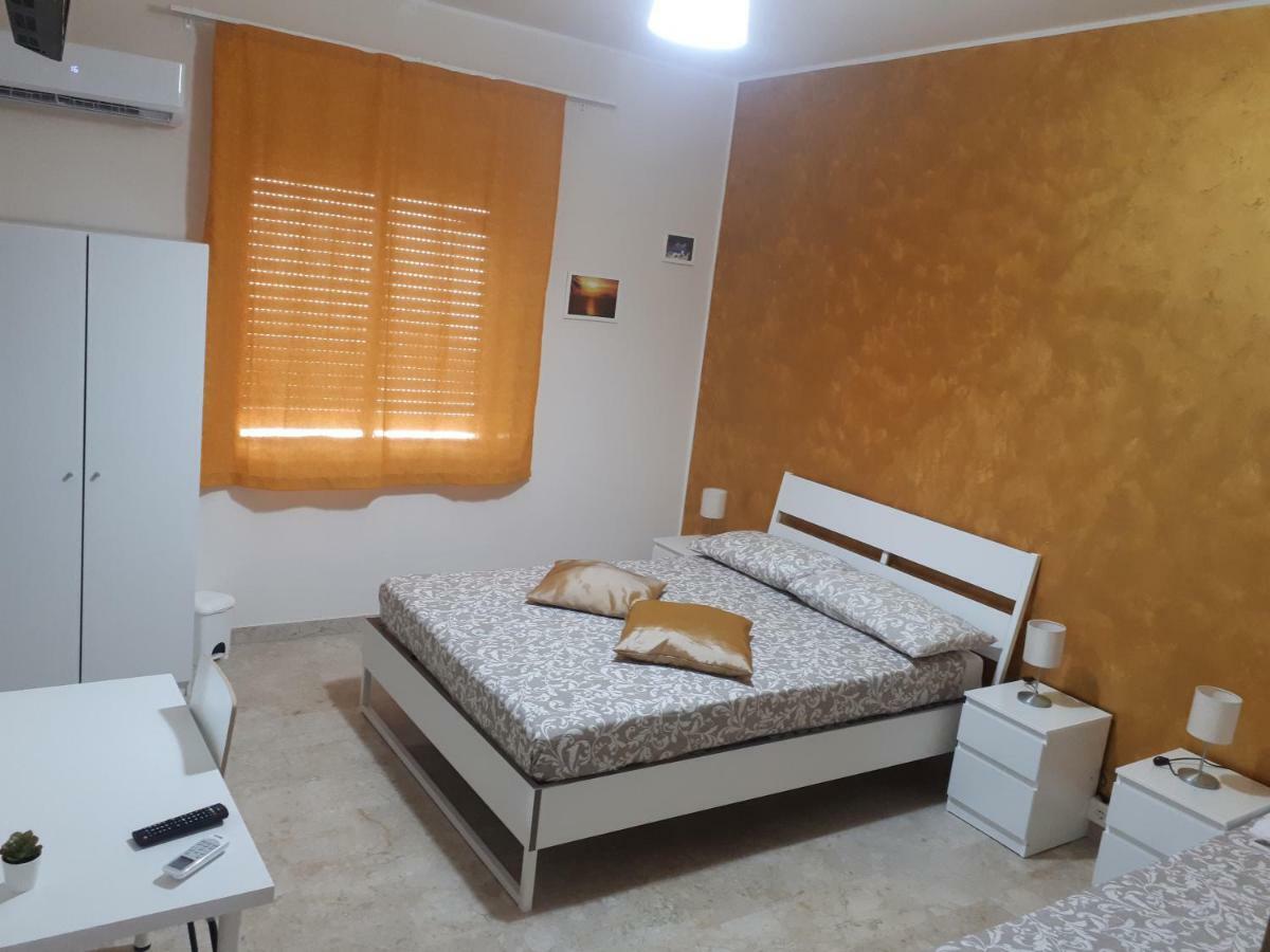 B&B Sicilia Мессіна Номер фото
